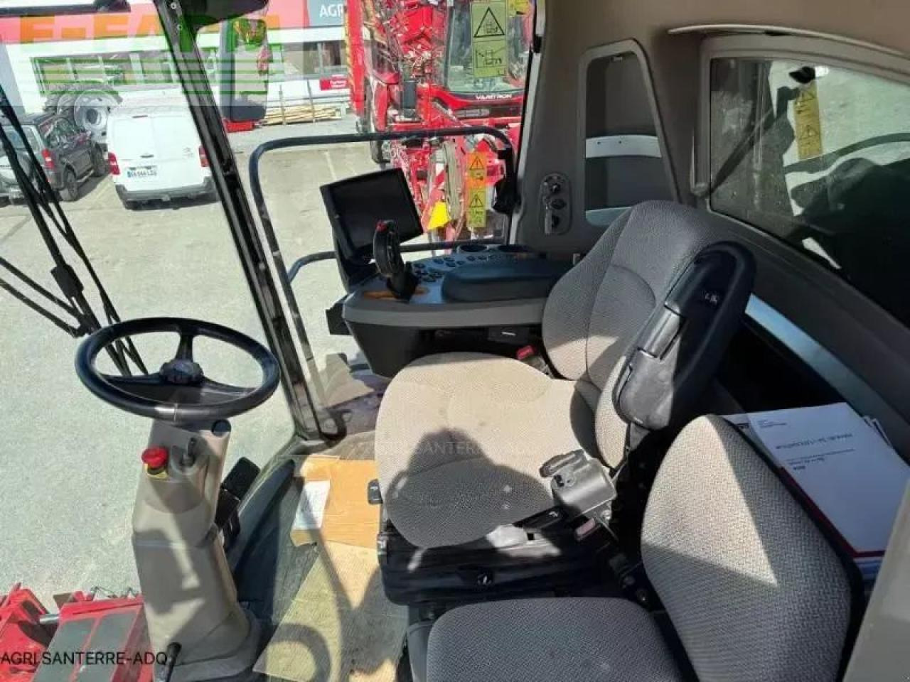 Case-IH axial-flow 8250 - Kombinovani kombajn: slika 2 Case-IH axial-flow 8250 - Kombinovani kombajn: slika 2