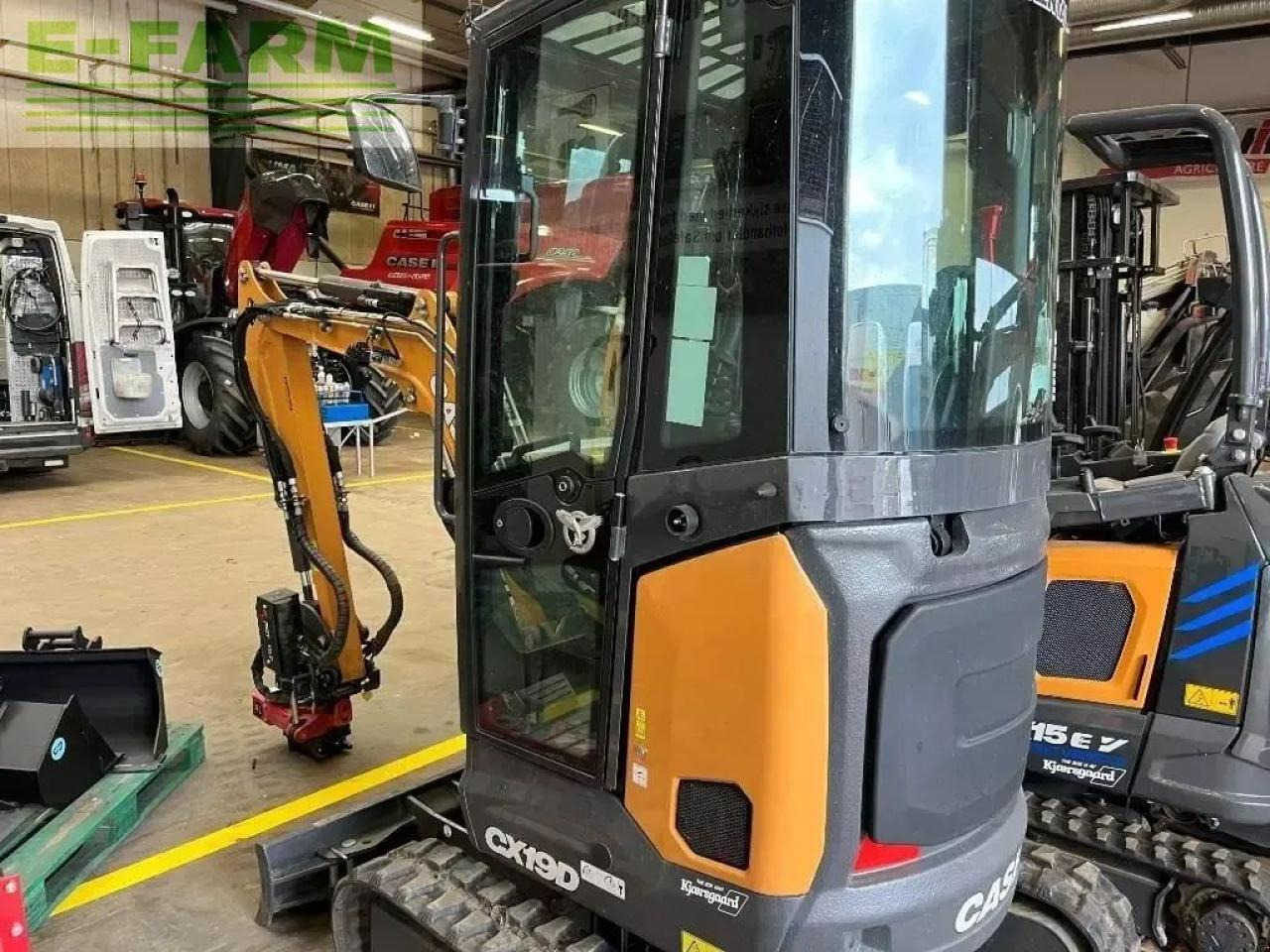 Case-IH cx 19 d - Mini bager: slika 2 Case-IH cx 19 d - Mini bager: slika 2