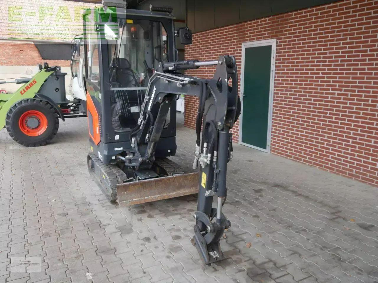 Case-IH eurocomach 18zt - Mini bager: slika 2 Case-IH eurocomach 18zt - Mini bager: slika 2