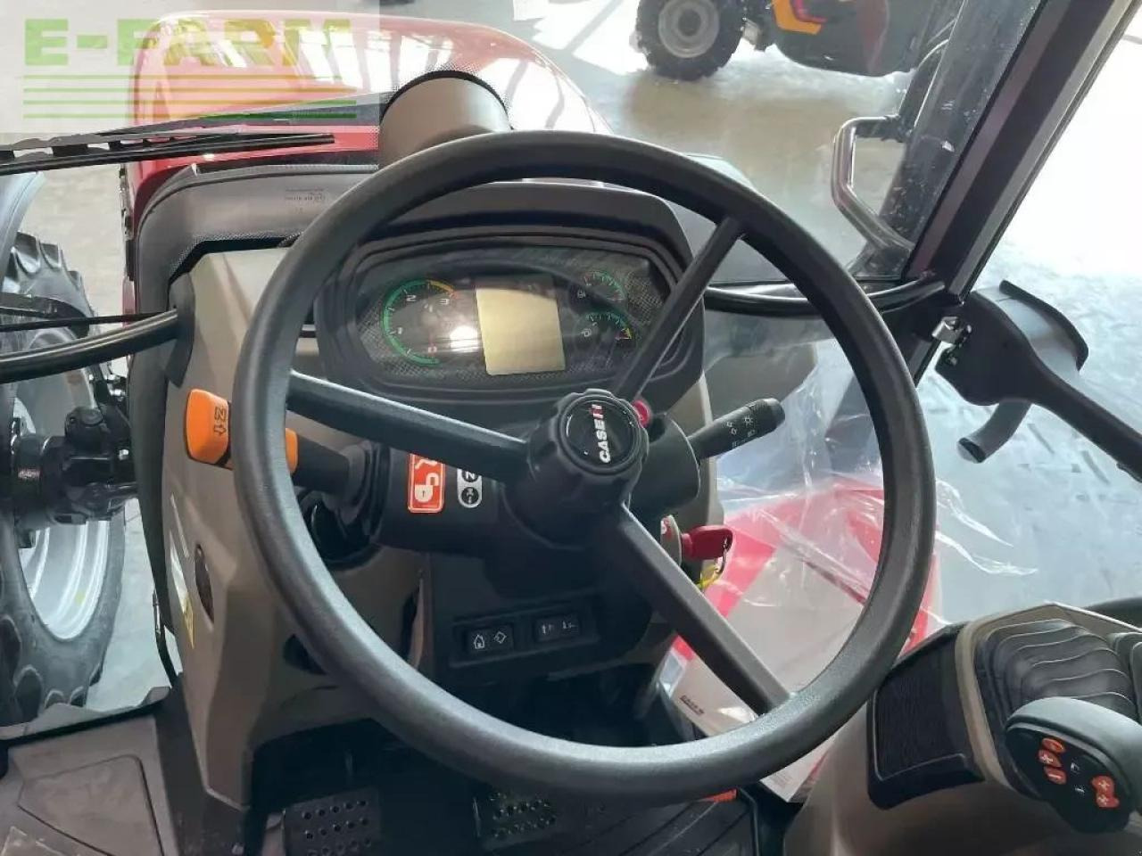 Traktor Case-IH farmall 100 c: slika 8