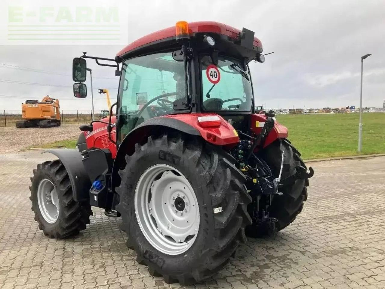 Case-IH farmall 100a - Traktor: slika 4 Case-IH farmall 100a - Traktor: slika 4