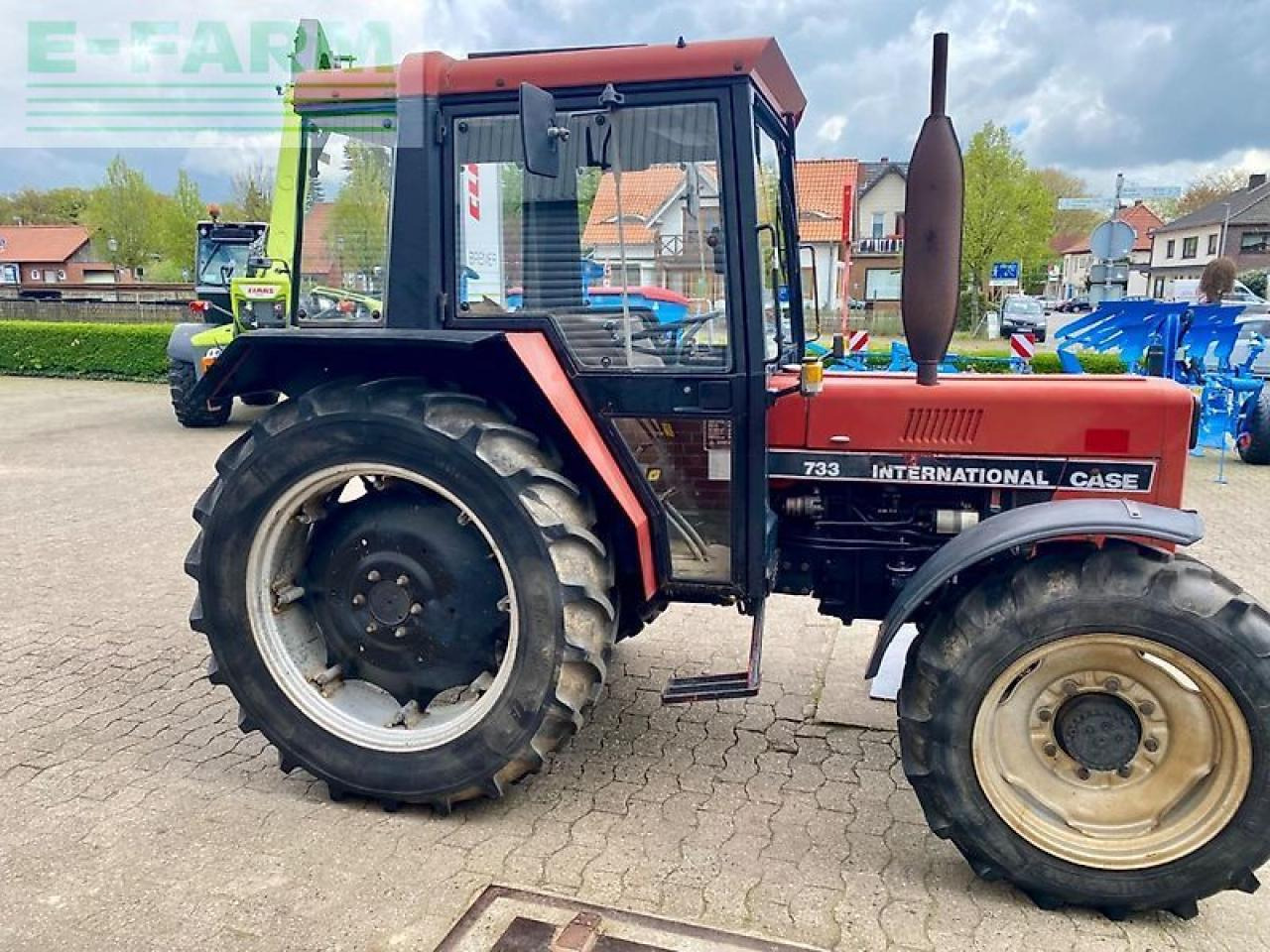 Case-IH ihc 733 allrad, silent 85 kabine, 16+8 getriebe, 1000er zapfwelle, made in neuss! - Traktor: slika 4 Case-IH ihc 733 allrad, silent 85 kabine, 16+8 getriebe, 1000er zapfwelle, made in neuss! - Traktor: slika 4