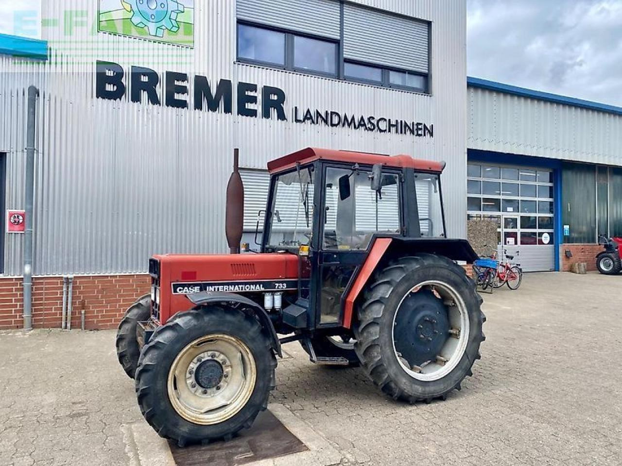 Case-IH ihc 733 allrad, silent 85 kabine, 16+8 getriebe, 1000er zapfwelle, made in neuss! - Traktor: slika 1 Case-IH ihc 733 allrad, silent 85 kabine, 16+8 getriebe, 1000er zapfwelle, made in neuss! - Traktor: slika 1