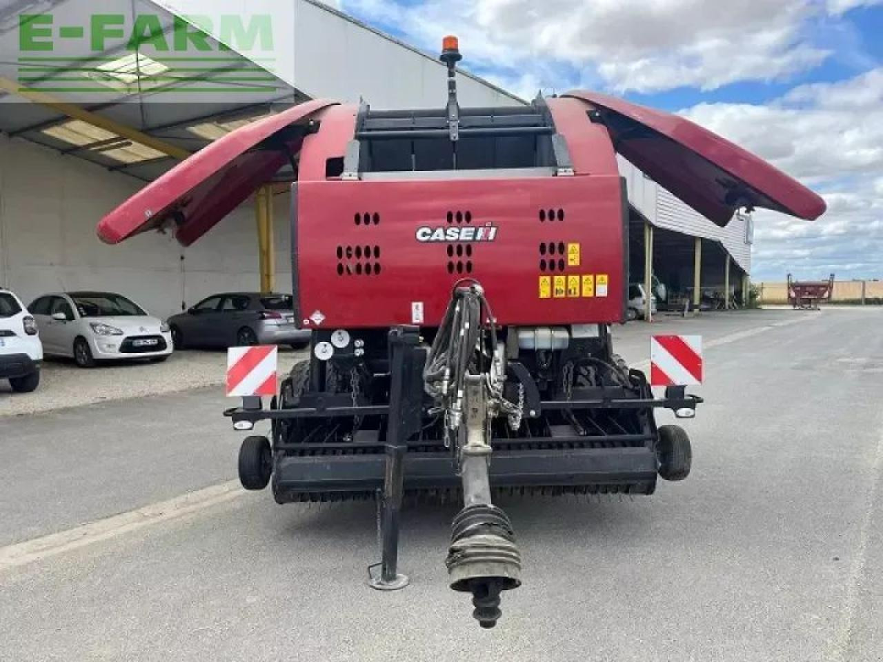 Case-IH rb 465 - Balirka za kockaste bale: slika 5 Case-IH rb 465 - Balirka za kockaste bale: slika 5