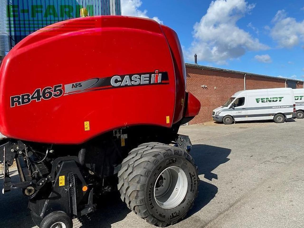 Case-IH rb 465 med snitterr - Balirka za kockaste bale: slika 1 Case-IH rb 465 med snitterr - Balirka za kockaste bale: slika 1