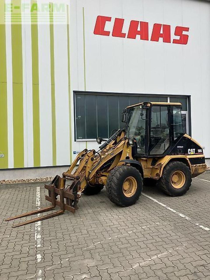 Caterpillar 906 - Mini bager: slika 1 Caterpillar 906 - Mini bager: slika 1