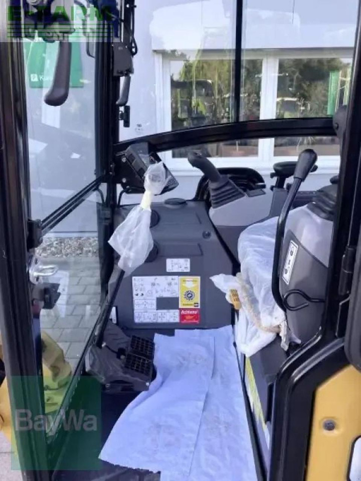 Caterpillar cat 302cr-05a - Mini bager: slika 4 Caterpillar cat 302cr-05a - Mini bager: slika 4