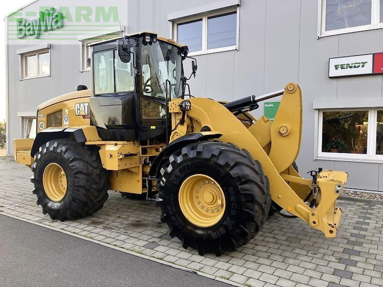 Caterpillar cat 938m - Mini bager: slika 1 Caterpillar cat 938m - Mini bager: slika 1