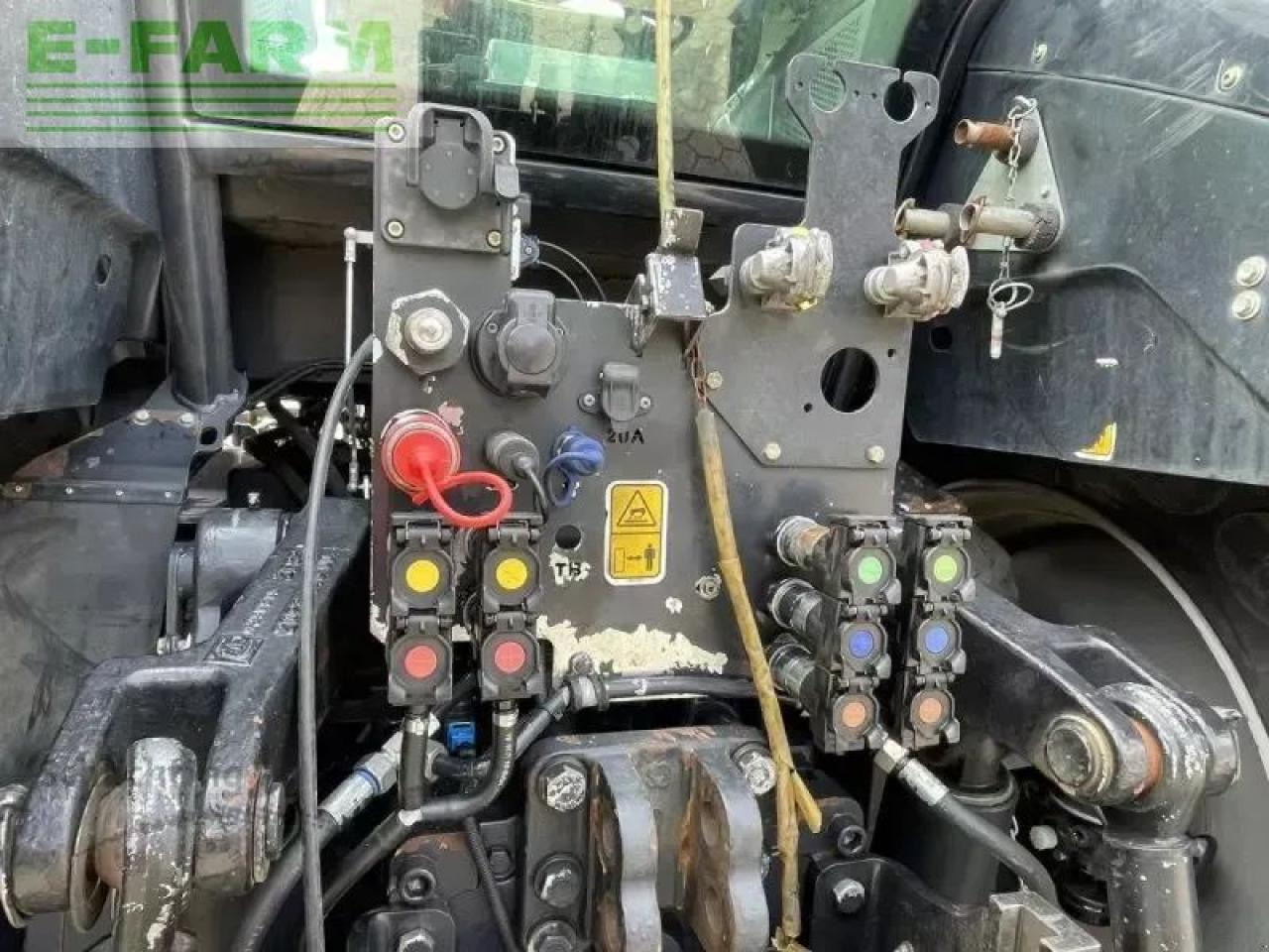 Traktor Deutz-Fahr 7250 ttv: slika 8 Traktor Deutz-Fahr 7250 ttv: slika 8