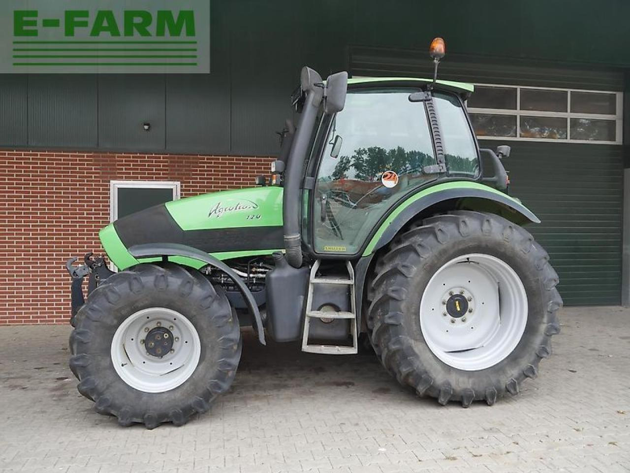 Deutz-Fahr agrotron 120 new nur 2350 std. - Traktor: slika 5 Deutz-Fahr agrotron 120 new nur 2350 std. - Traktor: slika 5