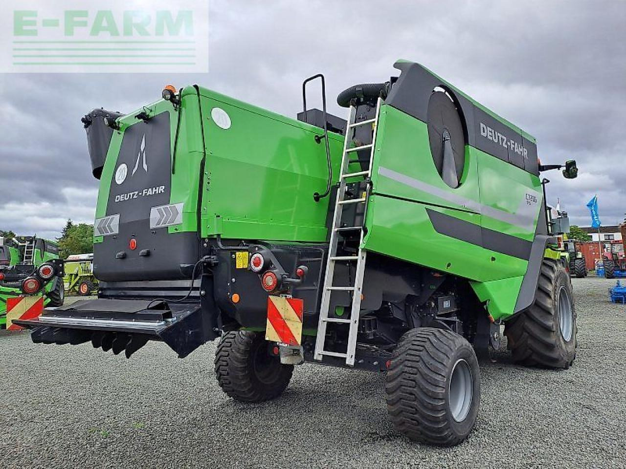 Deutz-Fahr c7206 ts - Kombinovani kombajn: slika 3 Deutz-Fahr c7206 ts - Kombinovani kombajn: slika 3