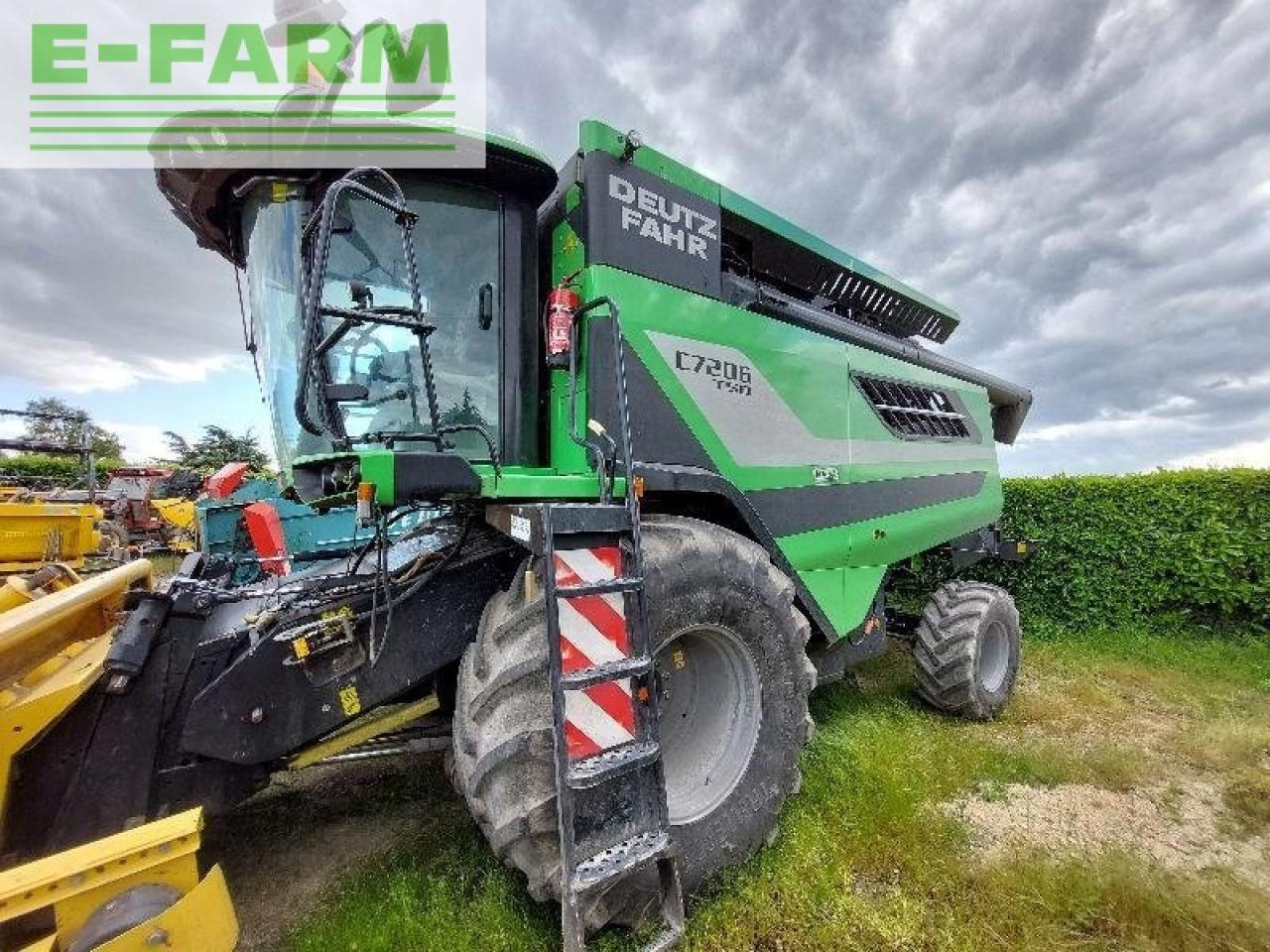Deutz-Fahr c7206tsb - Kombinovani kombajn: slika 1 Deutz-Fahr c7206tsb - Kombinovani kombajn: slika 1