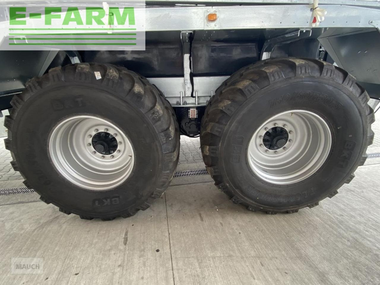 Farmtech polycis 1400 + schleppschuhverteiler condor 15.0 - Cisterna za osoku: slika 5 Farmtech polycis 1400 + schleppschuhverteiler condor 15.0 - Cisterna za osoku: slika 5