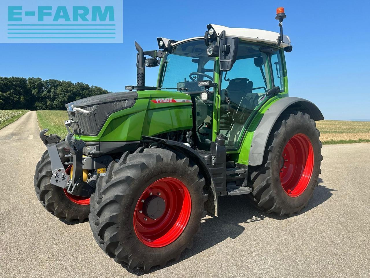 Fendt 209 vario (gen3) - Traktor: slika 1 Fendt 209 vario (gen3) - Traktor: slika 1