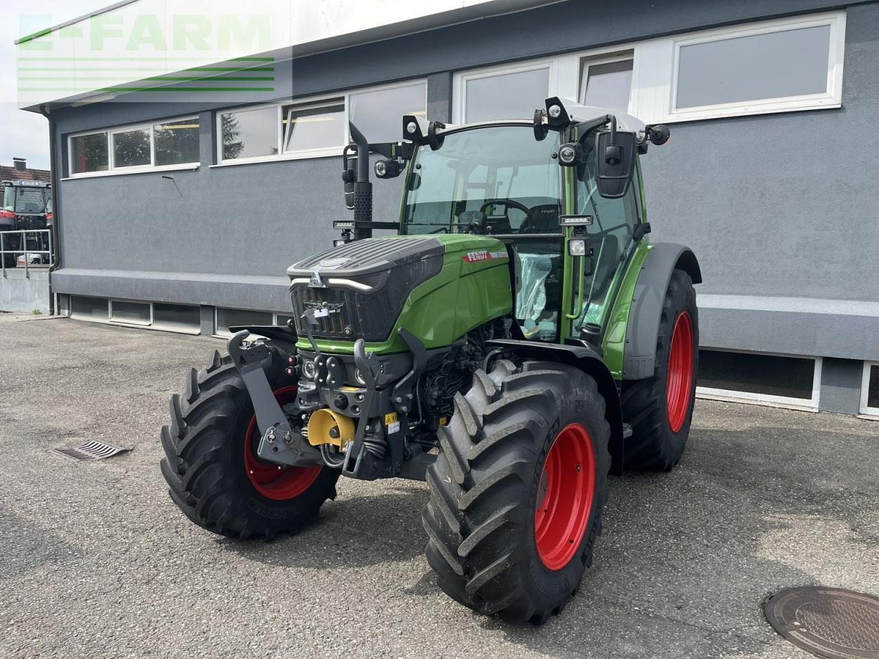 Fendt 211 s vario gen3 power setting 2 - Traktor: slika 1 Fendt 211 s vario gen3 power setting 2 - Traktor: slika 1
