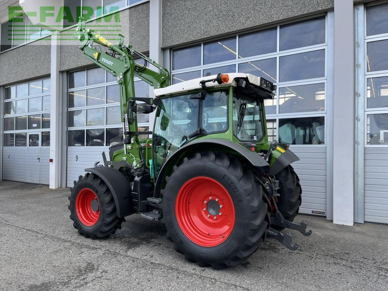 Fendt 211 s vario gen3 power setting 2 - Traktor: slika 2 Fendt 211 s vario gen3 power setting 2 - Traktor: slika 2