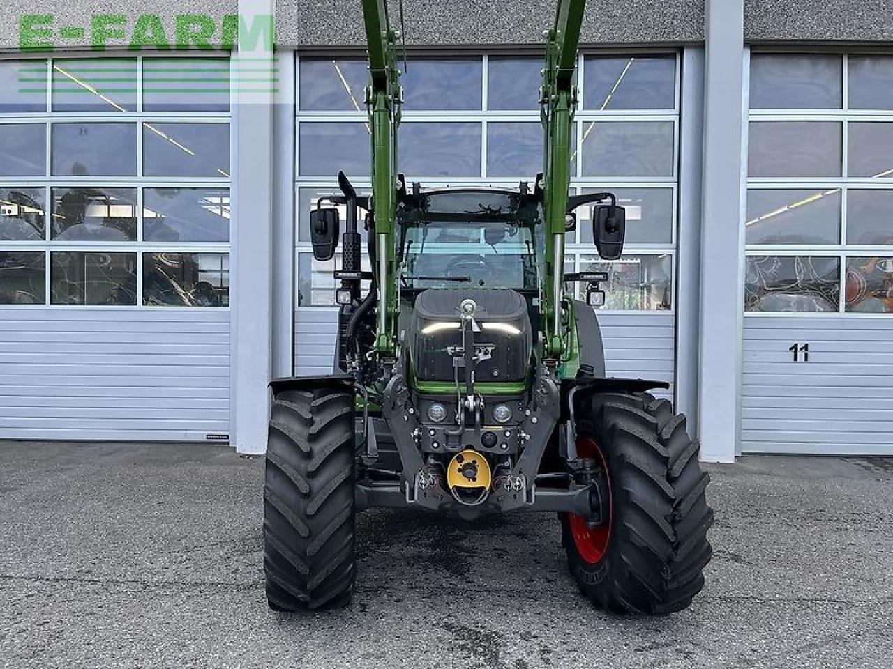 Fendt 211 s vario gen3 power setting 2 - Traktor: slika 4 Fendt 211 s vario gen3 power setting 2 - Traktor: slika 4