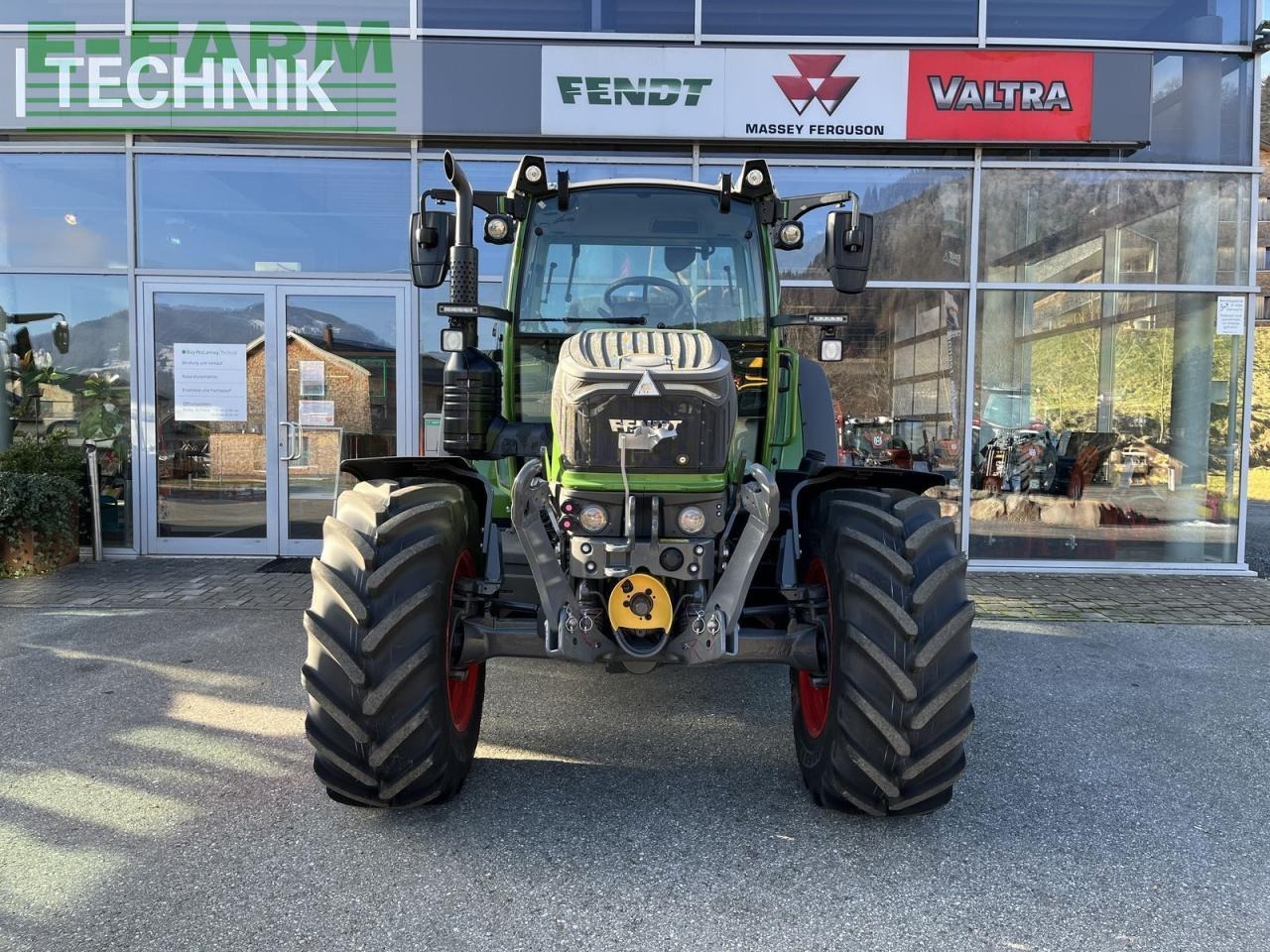 Fendt 211 s vario gen3 power setting 2 - Traktor: slika 3 Fendt 211 s vario gen3 power setting 2 - Traktor: slika 3