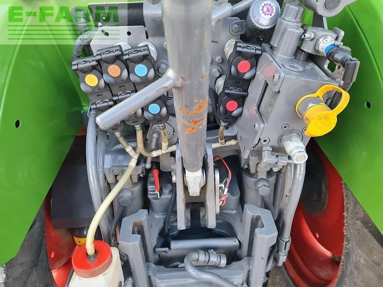 Fendt 211 vario f (gen3) F - Traktor: slika 5 Fendt 211 vario f (gen3) F - Traktor: slika 5