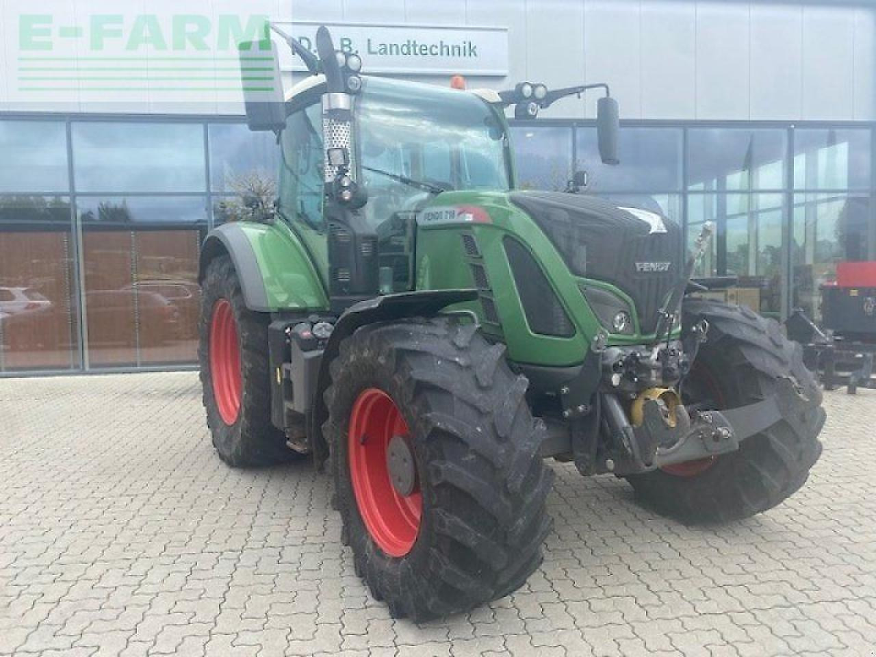 Fendt 718 vario power Power - Traktor: slika 1 Fendt 718 vario power Power - Traktor: slika 1