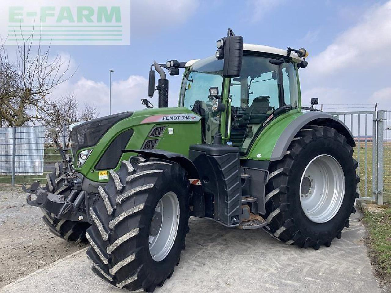 Fendt 718 vario profiplus ProfiPlus - Traktor: slika 1 Fendt 718 vario profiplus ProfiPlus - Traktor: slika 1