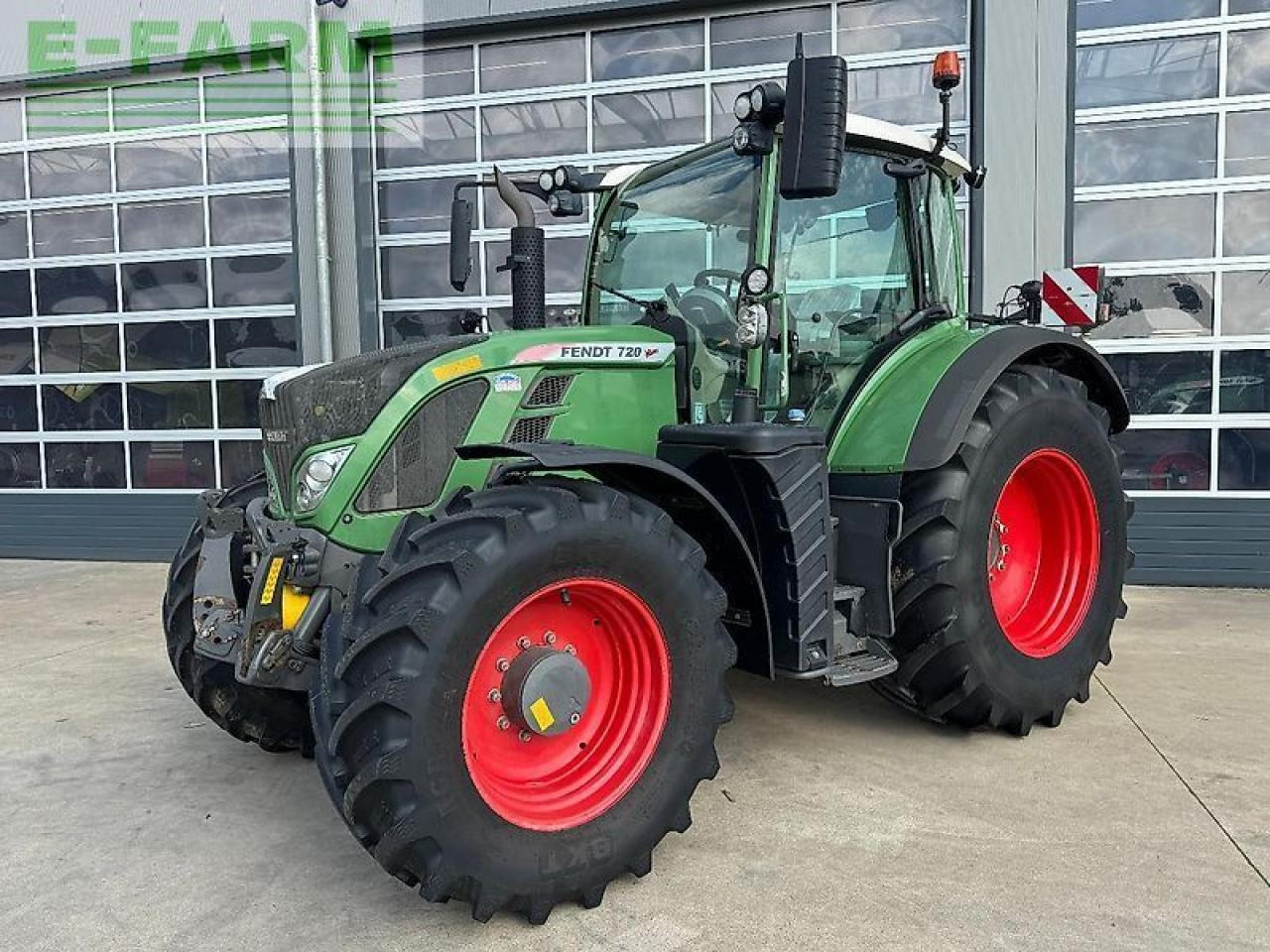 Fendt 720 scr profi - Traktor: slika 1 Fendt 720 scr profi - Traktor: slika 1
