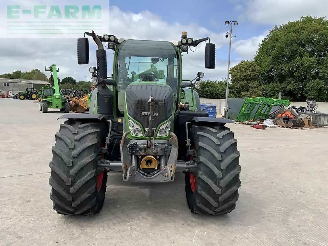 Fendt 724 profi plus vario tractor (st23355) ProfiPlus - Traktor: slika 5 Fendt 724 profi plus vario tractor (st23355) ProfiPlus - Traktor: slika 5