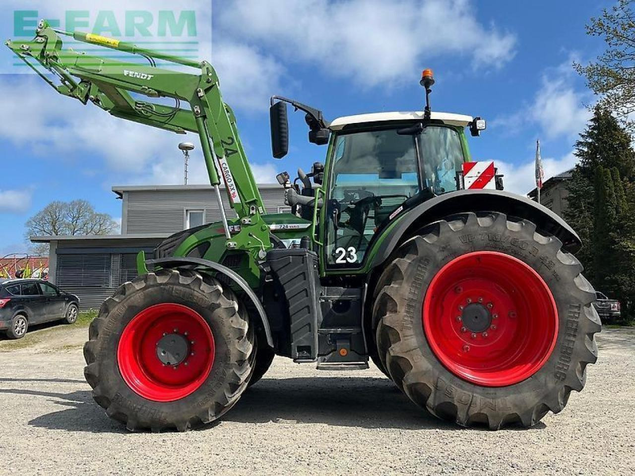 Fendt 724 vario gen6 - Traktor: slika 2 Fendt 724 vario gen6 - Traktor: slika 2