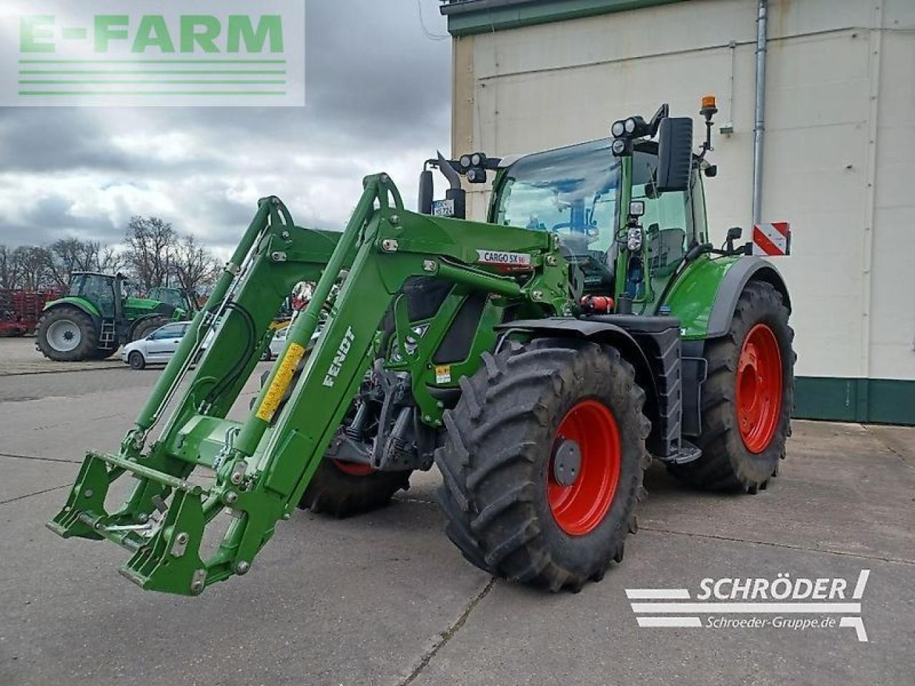 Fendt 724 vario gen6 profi plus ProfiPlus - Traktor: slika 1 Fendt 724 vario gen6 profi plus ProfiPlus - Traktor: slika 1