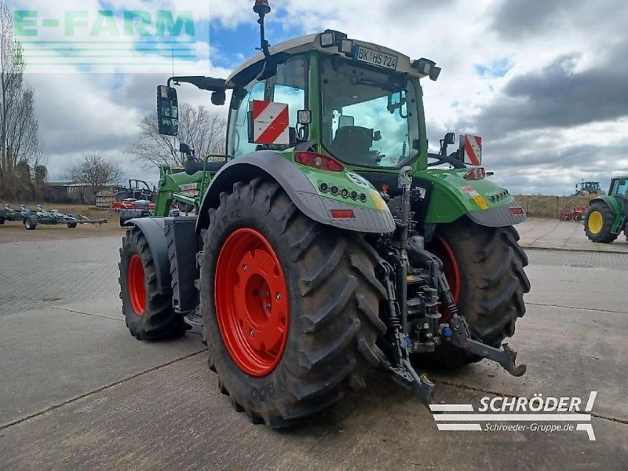 Fendt 724 vario gen6 profi plus ProfiPlus - Traktor: slika 3 Fendt 724 vario gen6 profi plus ProfiPlus - Traktor: slika 3