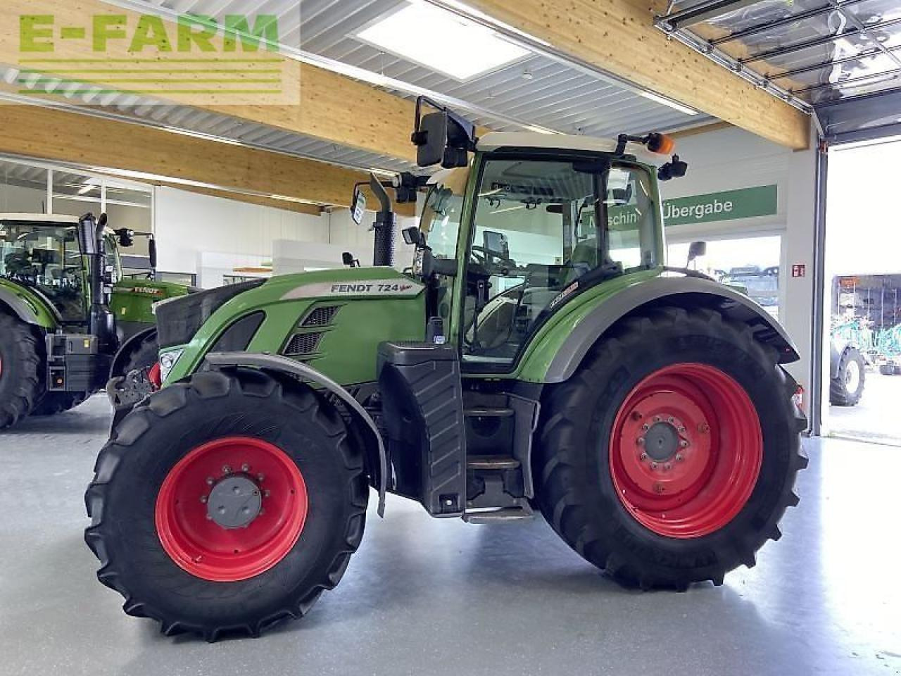 Fendt 724 vario s4 profi plus ProfiPlus - Traktor: slika 3 Fendt 724 vario s4 profi plus ProfiPlus - Traktor: slika 3