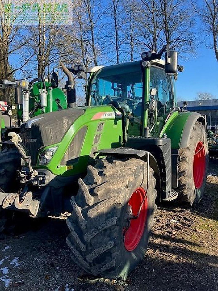 Fendt 724 vario s4 profiplus ProfiPlus - Traktor: slika 1 Fendt 724 vario s4 profiplus ProfiPlus - Traktor: slika 1