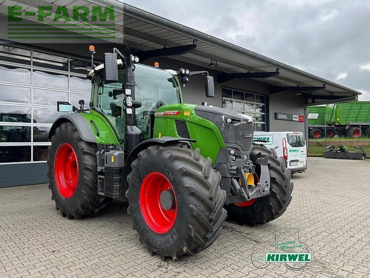 Fendt 728 vario gen7 - Traktor: slika 1 Fendt 728 vario gen7 - Traktor: slika 1