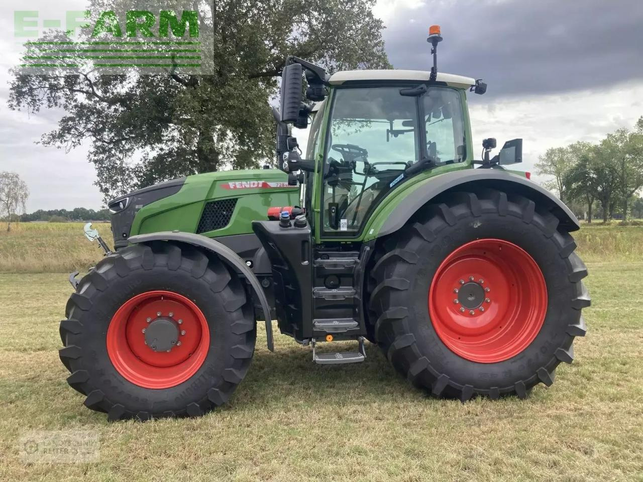 Fendt 728 vario power (gen 7) Power - Traktor: slika 2 Fendt 728 vario power (gen 7) Power - Traktor: slika 2