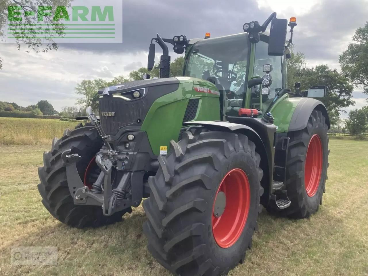 Fendt 728 vario power (gen 7) Power - Traktor: slika 3 Fendt 728 vario power (gen 7) Power - Traktor: slika 3