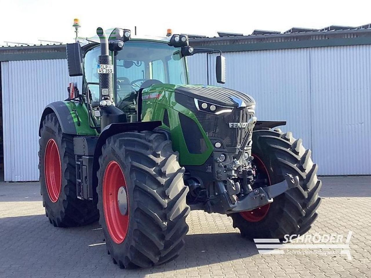 Fendt 933 vario gen7 profi plus ProfiPlus - Traktor: slika 1 Fendt 933 vario gen7 profi plus ProfiPlus - Traktor: slika 1