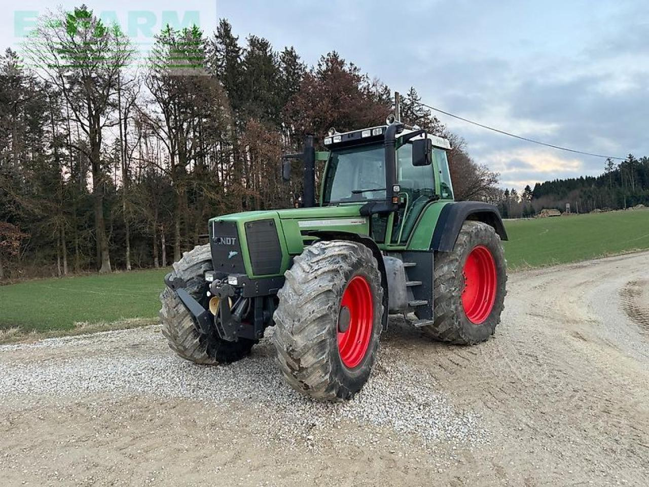 Fendt favorit 924 vario - Traktor: slika 1 Fendt favorit 924 vario - Traktor: slika 1