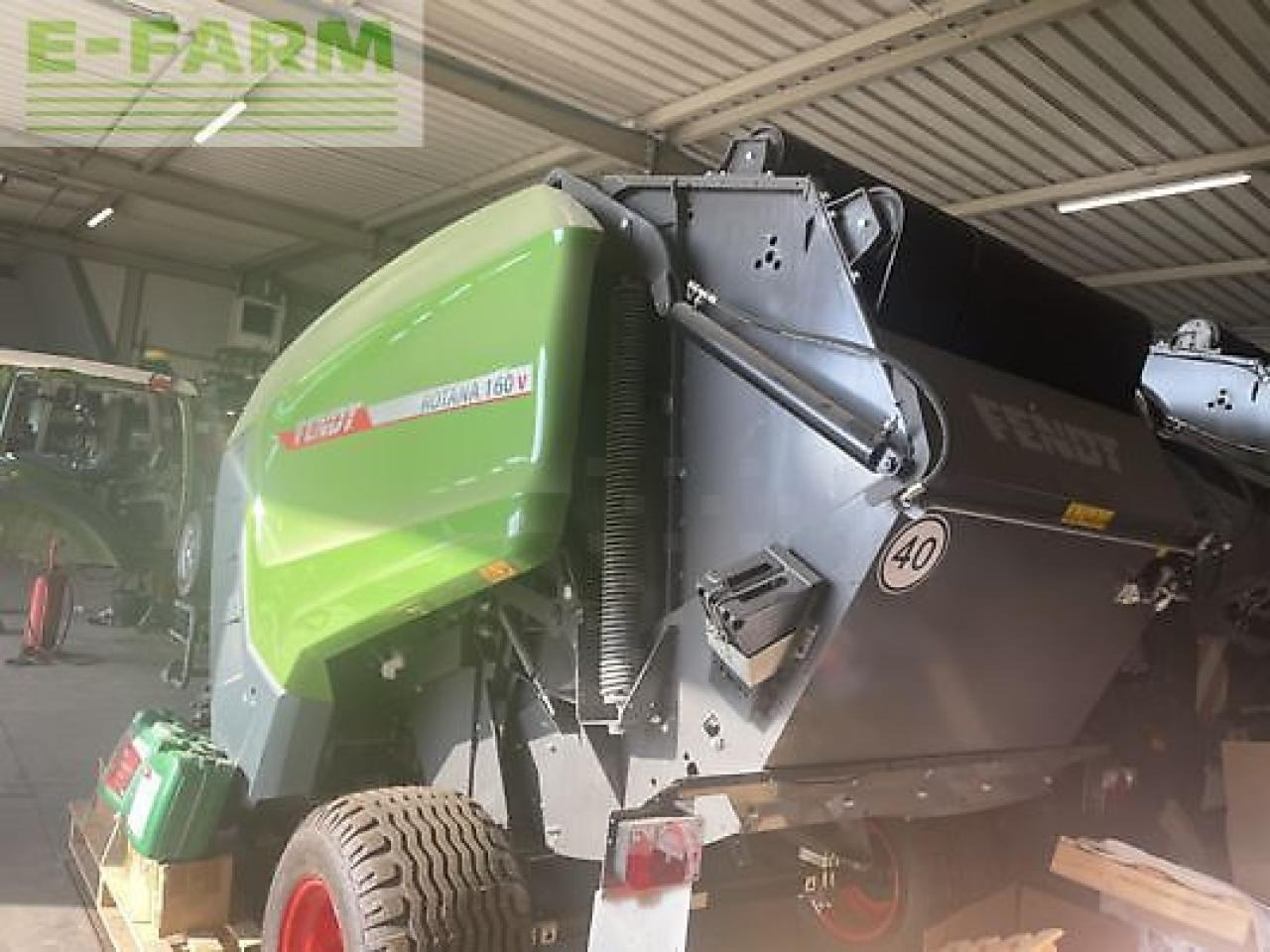 Fendt rotana 160 v - Balirka za kockaste bale: slika 2 Fendt rotana 160 v - Balirka za kockaste bale: slika 2