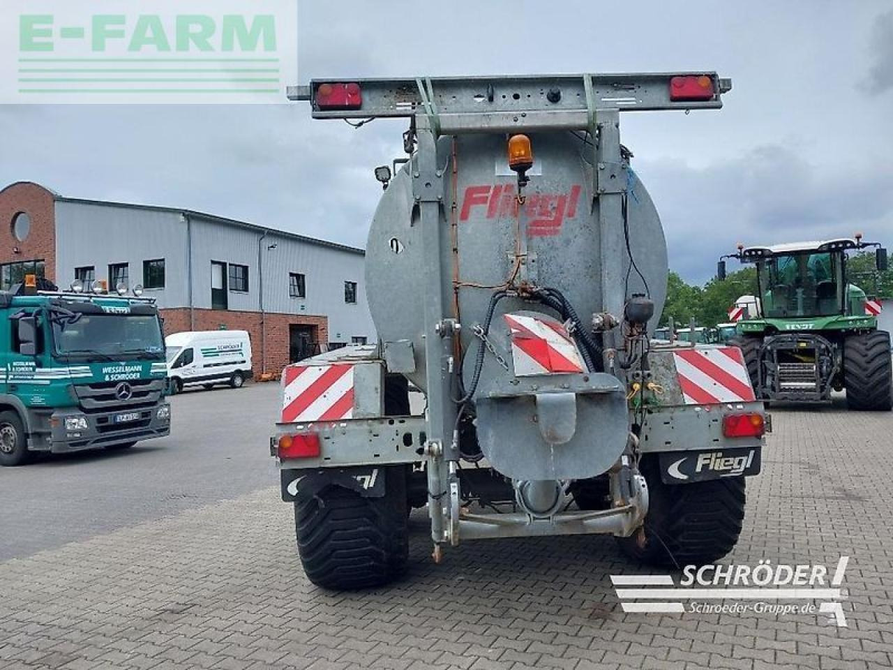 Fliegl 16000 l - Oprema za đubrenje: slika 4 Fliegl 16000 l - Oprema za đubrenje: slika 4