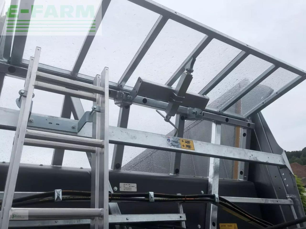 Fliegl gigant asw 281 - Traktorska prikolica za farmu/ Kiper: slika 2 Fliegl gigant asw 281 - Traktorska prikolica za farmu/ Kiper: slika 2