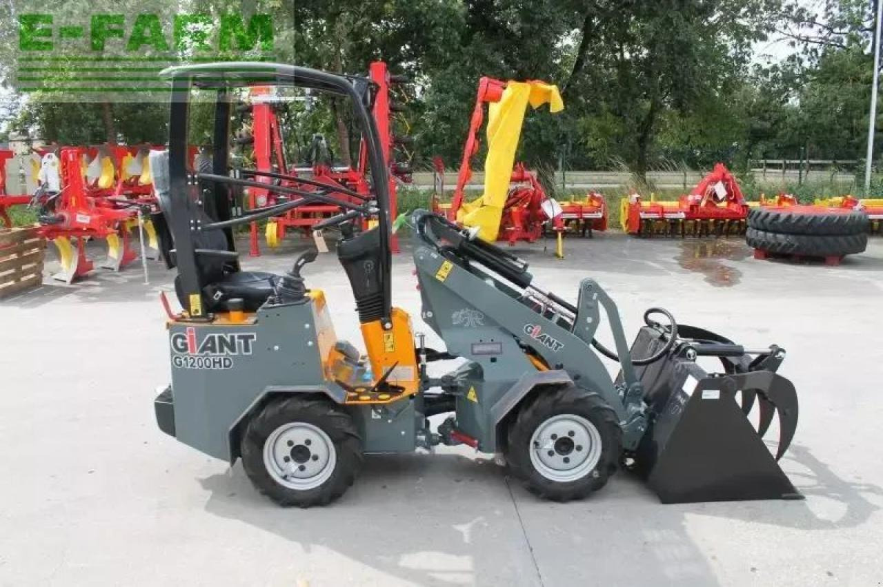 Giant g 1200 - Mini bager: slika 3 Giant g 1200 - Mini bager: slika 3