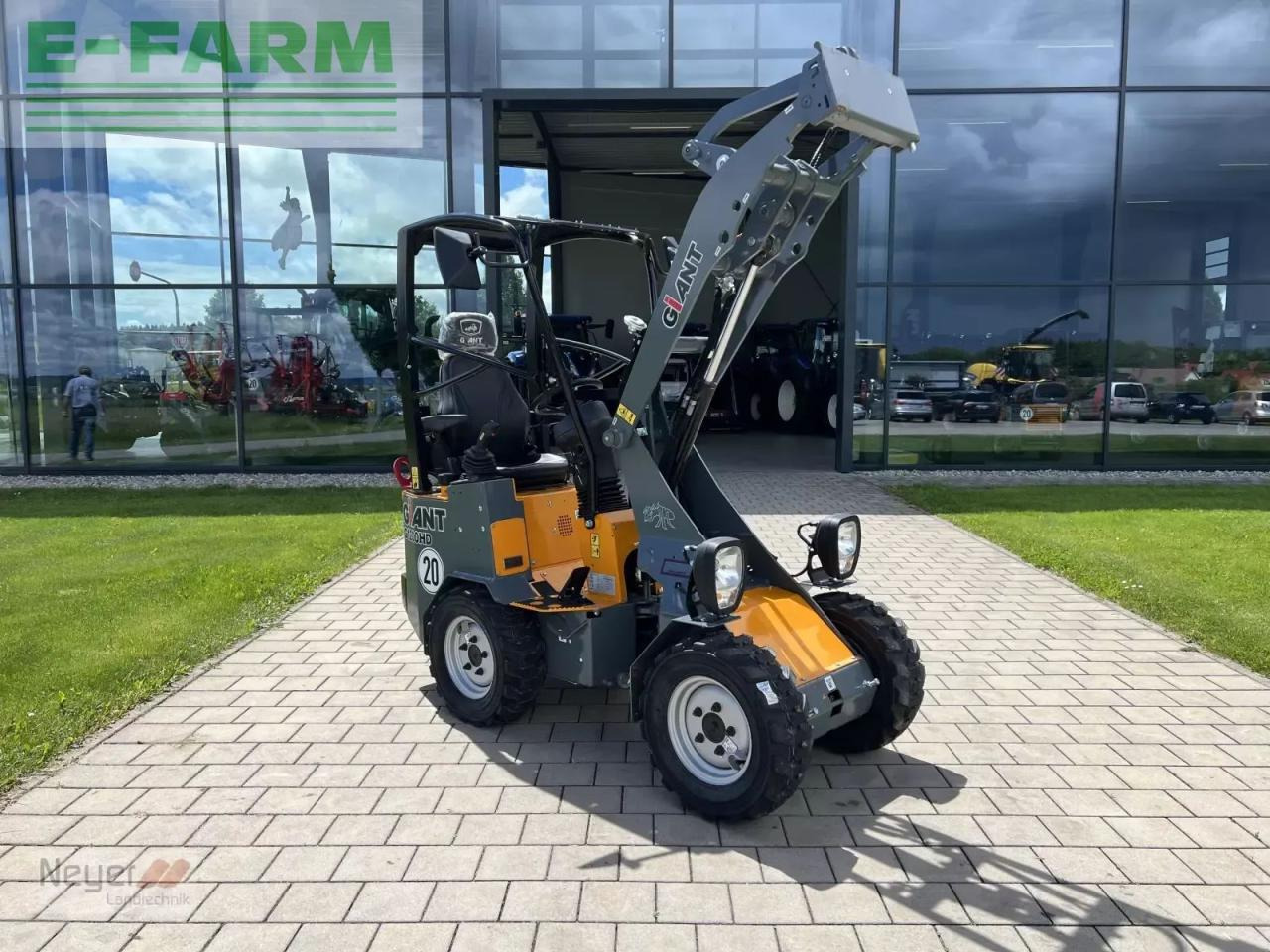 Giant g 1200 hd - Utovarivač točkaš: slika 3 Giant g 1200 hd - Utovarivač točkaš: slika 3