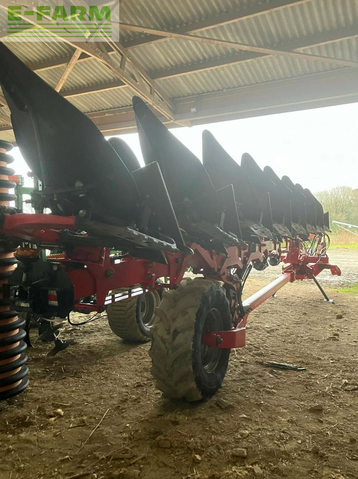 Gregoire Besson 8 corps - Plug: slika 5 Gregoire Besson 8 corps - Plug: slika 5