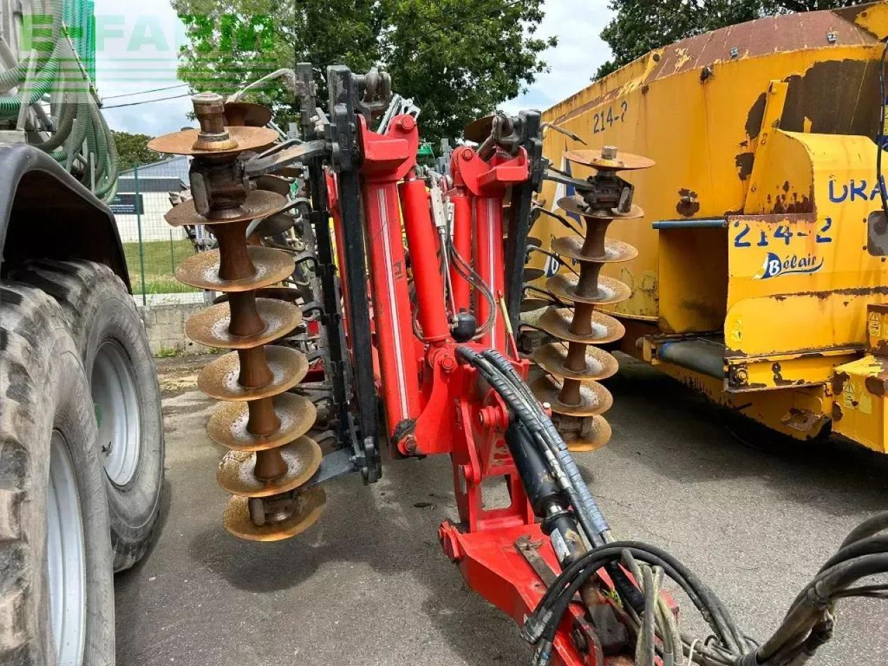 Gregoire Besson acerox32d - Tanjirača: slika 2 Gregoire Besson acerox32d - Tanjirača: slika 2