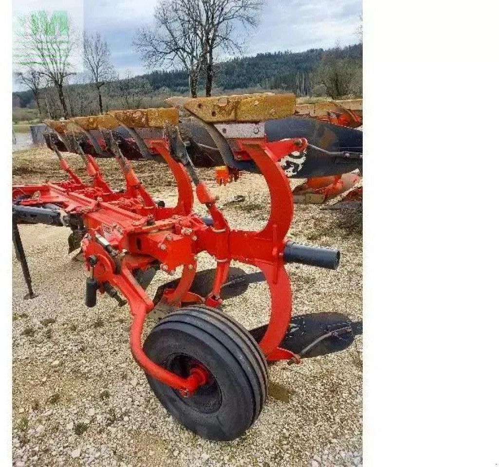 Gregoire Besson gregoire besson - Plug: slika 3 Gregoire Besson gregoire besson - Plug: slika 3