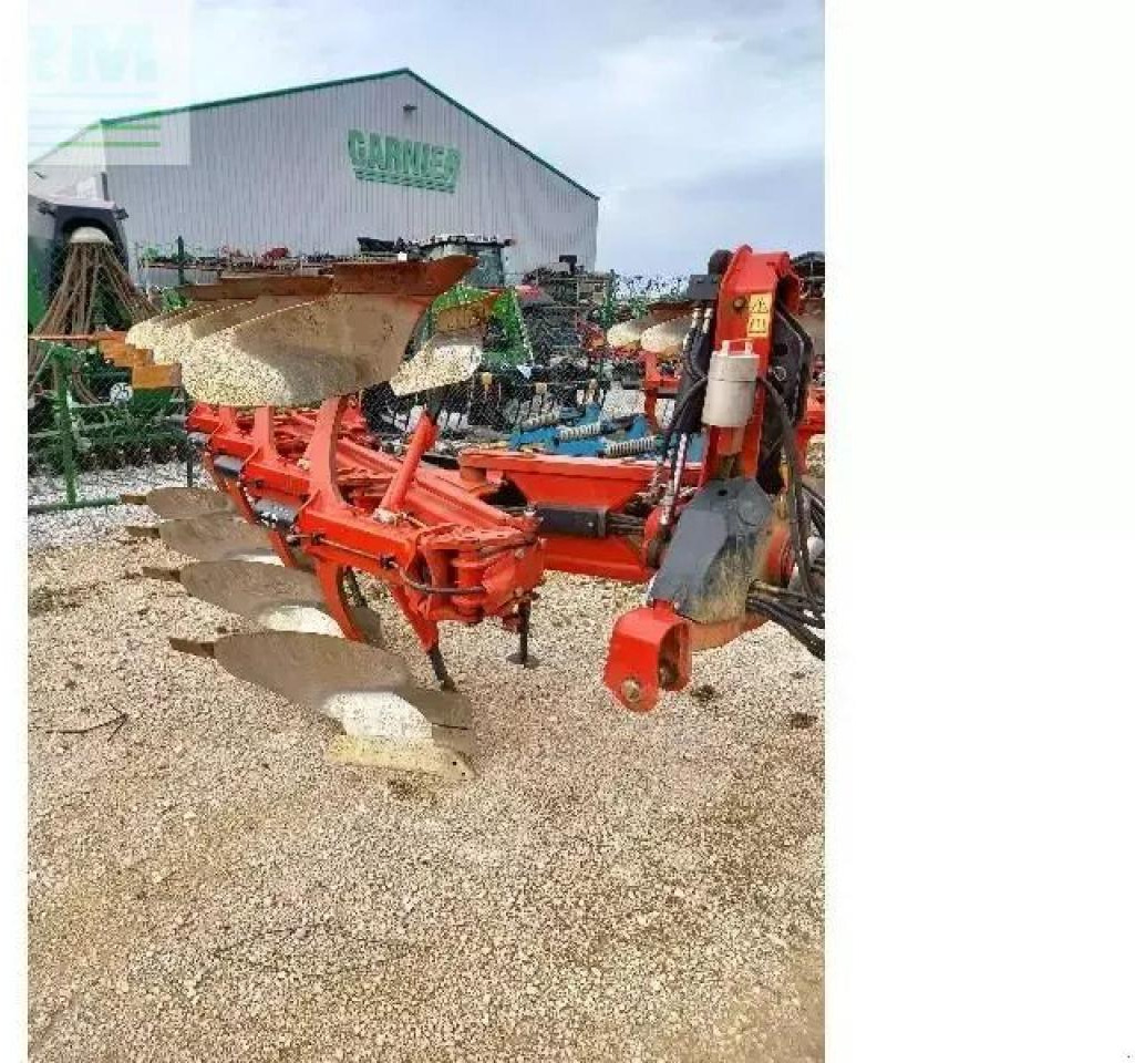 Gregoire Besson gregoire besson - Plug: slika 1 Gregoire Besson gregoire besson - Plug: slika 1