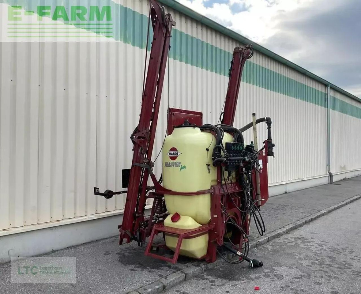 Hardi Master 1200 - Vučena prskalica: slika 4 Hardi Master 1200 - Vučena prskalica: slika 4