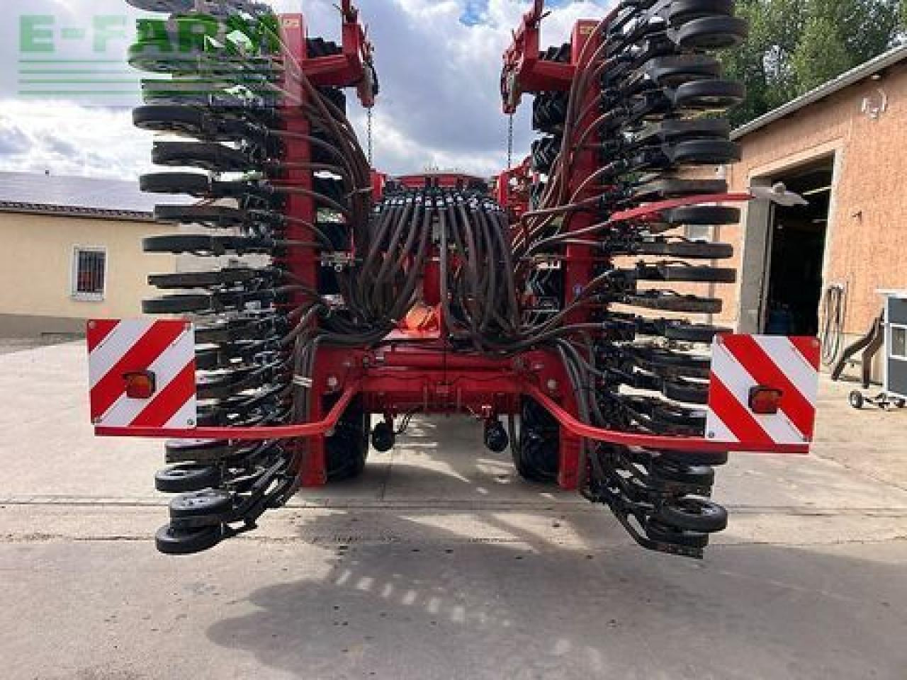 Horsch pronto 6 as *mit saatflusskontrolle* - Sejalica: slika 5 Horsch pronto 6 as *mit saatflusskontrolle* - Sejalica: slika 5