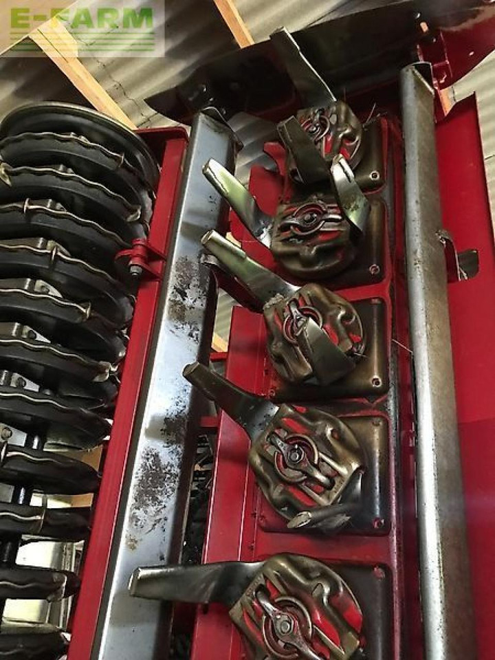 Horsch pronto 6 kr - Sejalica: slika 4 Horsch pronto 6 kr - Sejalica: slika 4