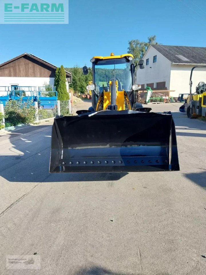 JCB 409 - Mini bager: slika 2 JCB 409 - Mini bager: slika 2
